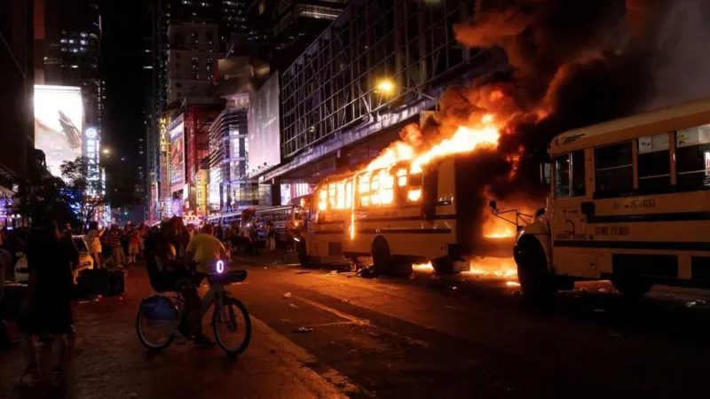Knicks New York streets on fire