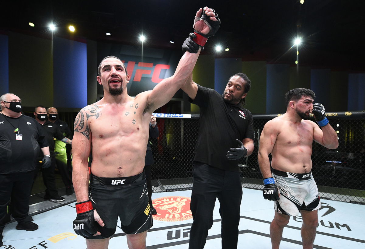 Robert Whittaker vs Kelvin Gastelum