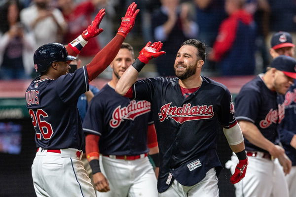 Jason Kipnis thanks Indians fans in emotional farewell