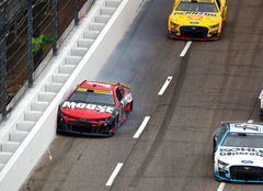 NASCAR Cup Series Xfinity 500 at Martinsville Speedway