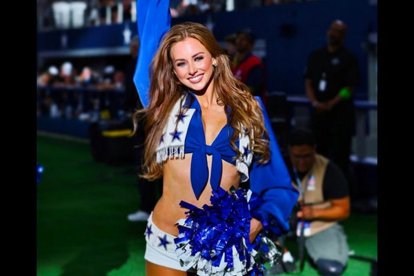 Dallas Cowboys Cheerleader Set to Perform With Hollywood Icon