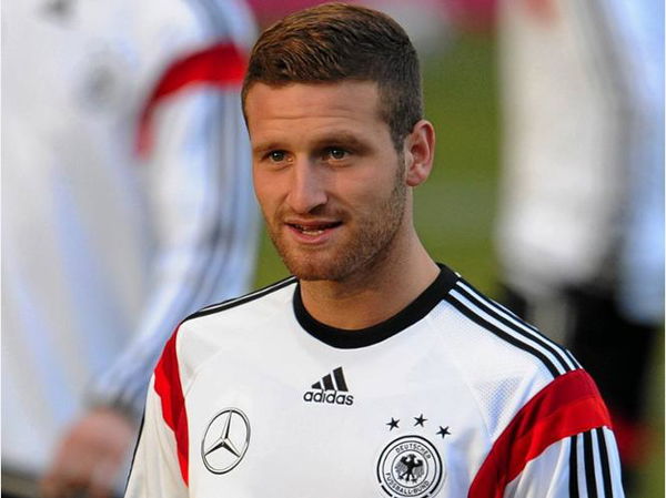 1082210323shkodran mustafi