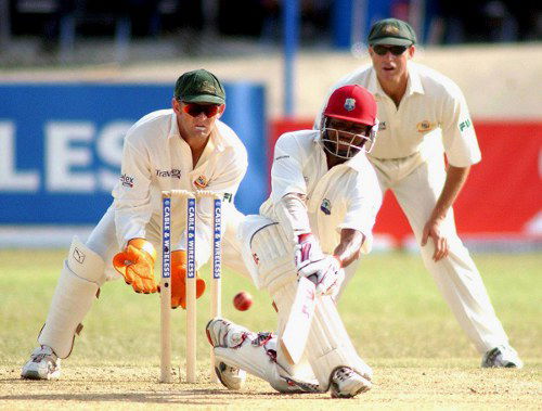 Adam Gilchrist Brian Lara to play in MCL