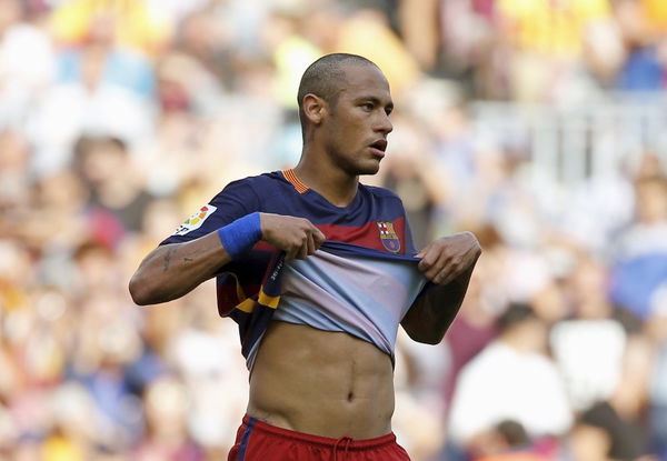 Barcelona&#8217;s Neymar reacts after missing a penalty shot against Las Palmas during their Spanish first division soccer match in Barcelona