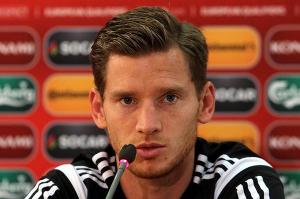 Belgium&#8217;s Jan Vertonghen addresses a news conference before a training session at GSP stadium in Nicosia