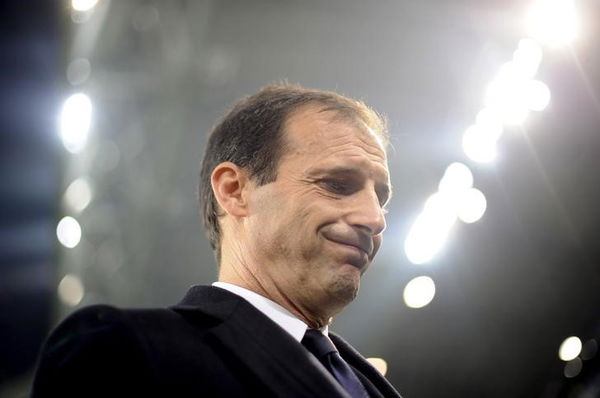 Juventus&#8217; coach Massimiliano Allegri reacts during their Champions League Group D soccer match against Borussia Monchengladbach in Turin