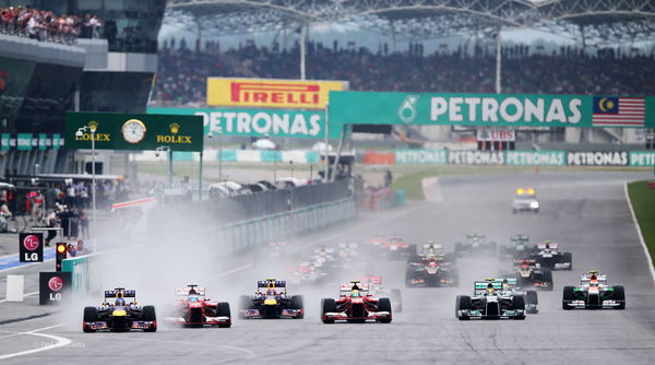 F1 Malaysian Grand Prix Start