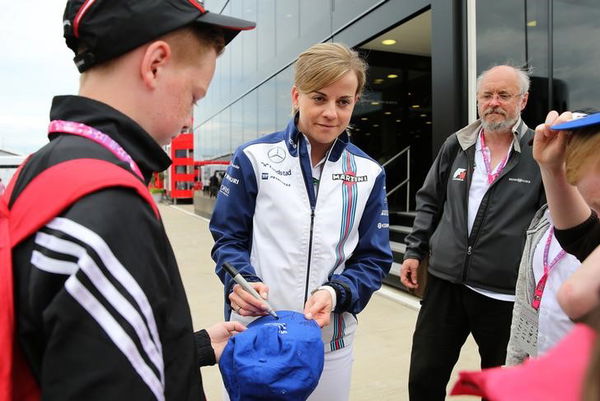 Susie Wolff to retire from motorsport - EssentiallySports