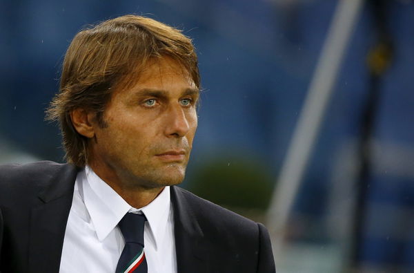 Italy&#8217;s coach Antonio Conte looks on before the Euro 2016 group H qualifying soccer match against Norway at the Olympic Stadium in Rome