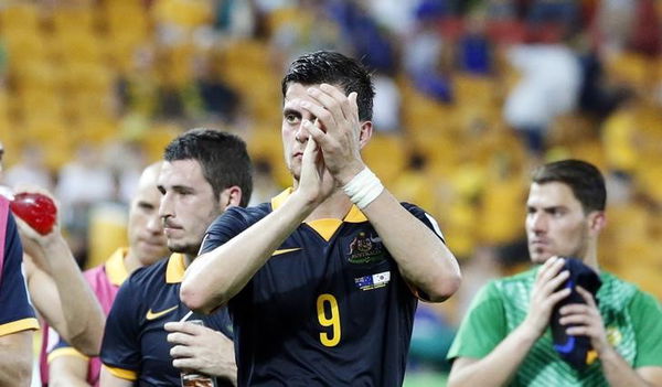 Australia&#8217;s Tomi Juric acknowledges the crowd after their Asian Cup Group A soccer match against South Korea at the Brisbane Stadium in Brisbane