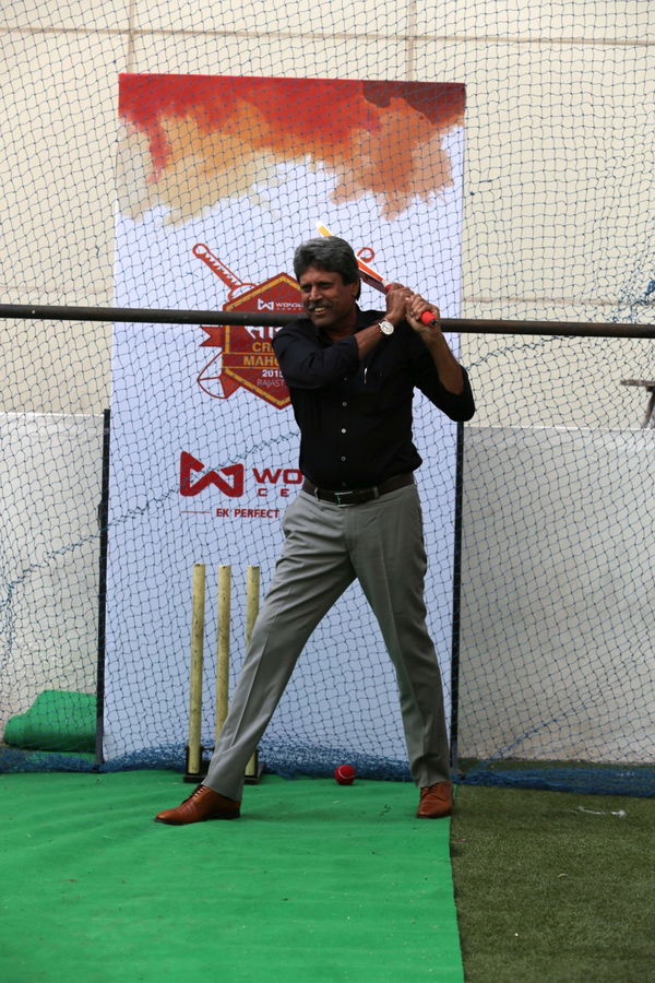 Mr. Kapil Dev at Wonder Cement Cricket Mahotsav Saath 7 (1)