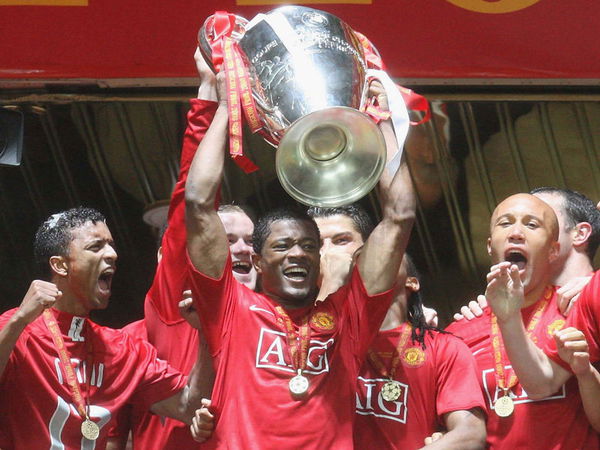 Patrice-Evra-Manchester-United-Champions-Leag_889432