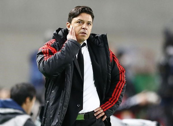 Head coach Marcelo Gallardo of Argentine club River Plate looks at his players during their Club World Cup semi-final soccer match against Japan&#8217;s Sanfrecce Hiroshima in Osaka