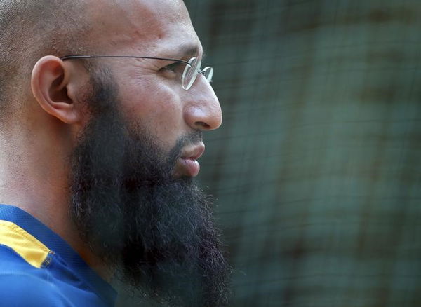 South Africa&#8217;s captain Amla attends a practice session ahead of their fourth and final test cricket match against India in New Delhi