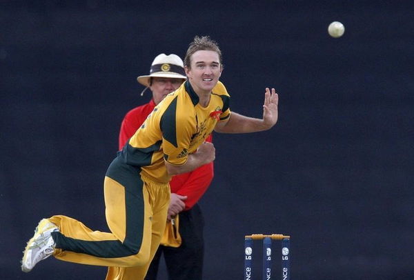 Australia&#8217;s Nathan Hauritz bowls during their ICC Champions Trophy cricket final match against New Zealand in Pretoria