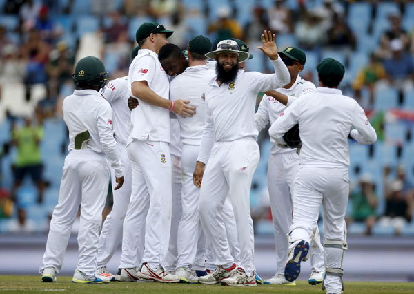 South Africa&#8217;s cricket team celebrates the dismissal of England&#8217;s Jonny Bairstow who was caught out by wicket keeper Quinton de Kock during the fourth cricket test match in Centurion