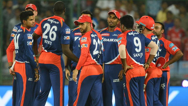 Delhi-Daredevils-cricketers-celebrate-the-dismissal-of-unseen-Kings-XI-Punjab-batsman-Murali-Vijay