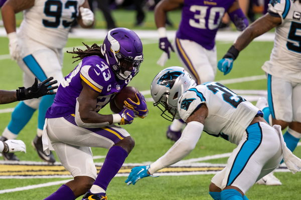 VIKINGS RUNNING BACK DALVIN COOK HUGE 19x13 ACTION PHOTO