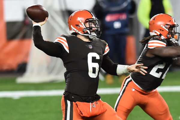 Baker Mayfield Airs It Out for 263 Yds & 3 TDs