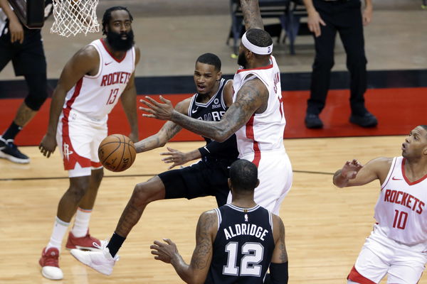 NBA: Preseason-San Antonio Spurs at Houston Rockets