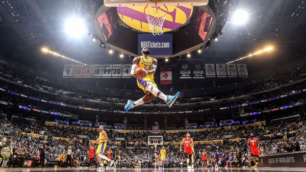 LeBron James LA Lakers dunk high school