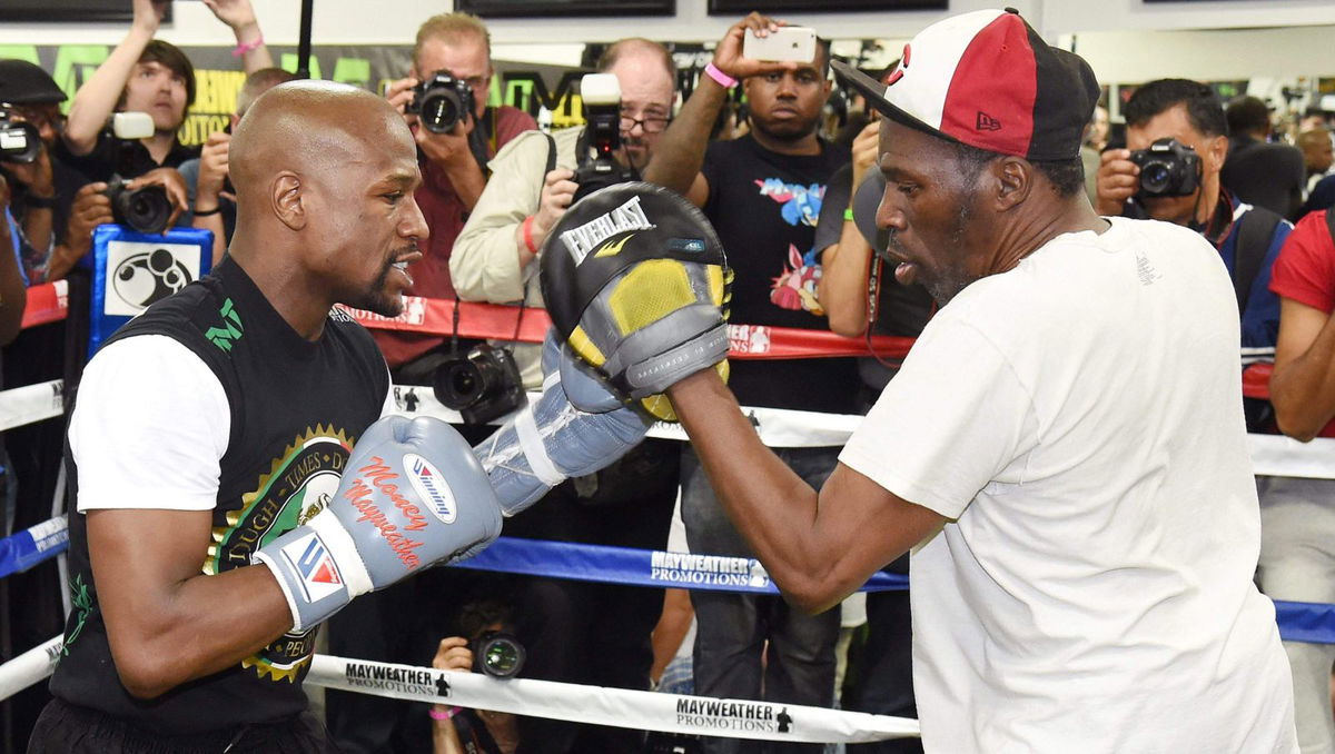 Floyd Mayweather spars with his uncle Roger Mayweather