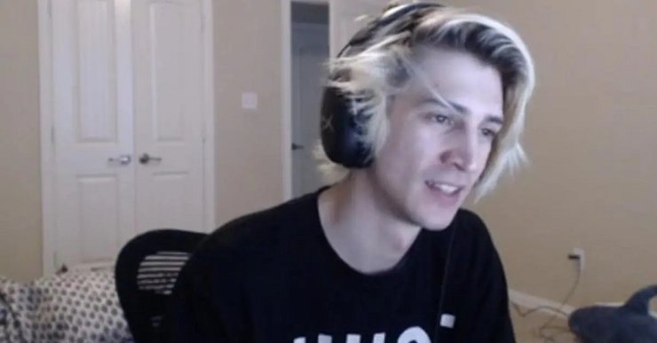 xQc Reveals how Shroud Earned Millions But Lost Viewers with his