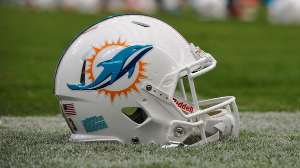 miami dolphins new helmet 2022