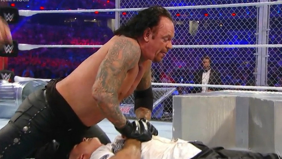 "I Want A Rematch"- Shane McMahon Challenges The Undertaker For One ...