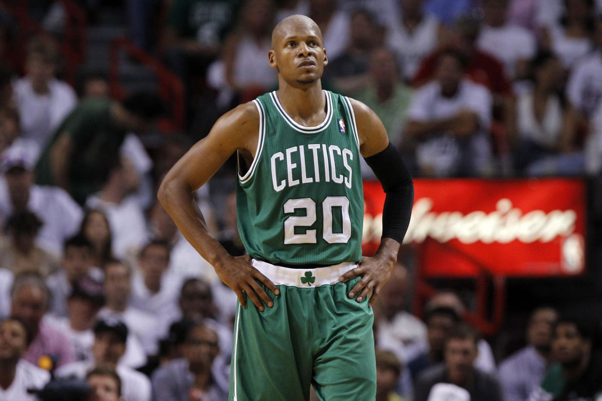 Ray allen. Jerome Allen Celtics. Фильмы с участием звезд NBA. Daily ray. Ray Allen photo White background.
