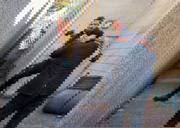 Ea-buO5UcAAC876
