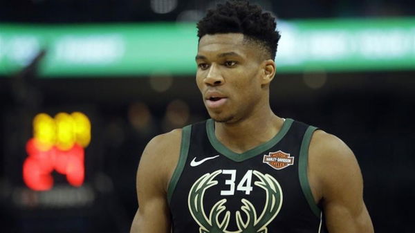 Milwaukee Bucks: Giannis Antetokounmpo Reveals Why He Never Wears