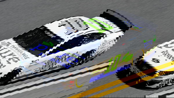 Busch-Clash-Aric-Almirola-10