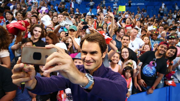 https___cdn.cnn.com_cnnnext_dam_assets_170714100222-roger-federer-sefie