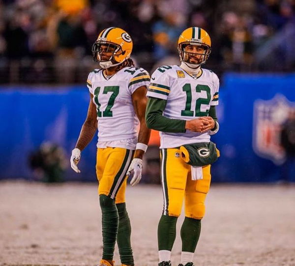 Raiders news: Davante Adams kicks QB Aaron Rodgers rumors into high gear -  Silver And Black Pride