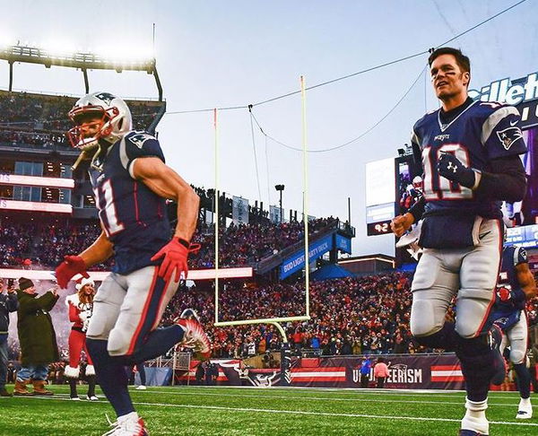 Tom Brady hilariously responds to Julian Edelman's call out