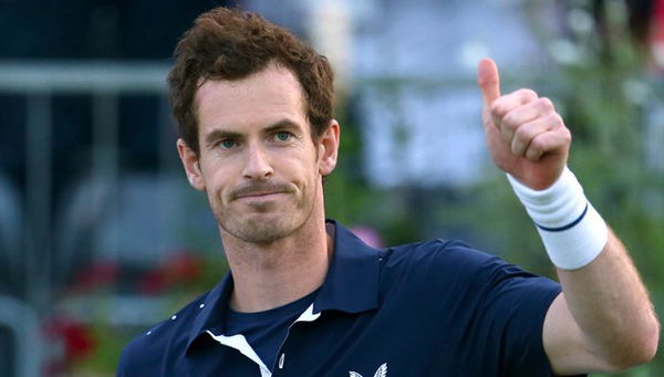 Andy-Murray-thumbs-up-PA-752&#215;428