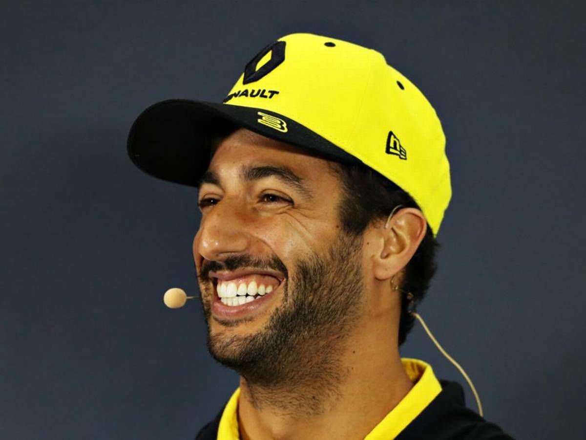 WATCH: Daniel Ricciardo Reveals a Whacky Helmet for Mugello, Sainz and ...