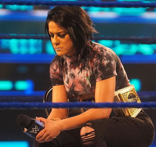 5 current female wrestlers in WWE who are sidelined with