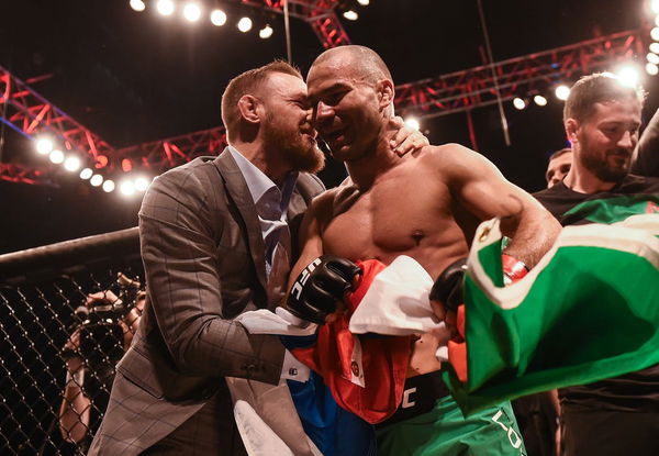 conor-mcgregor-artem-lobov-1