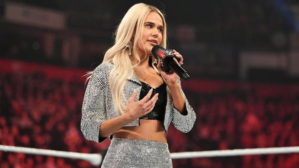 WWE- Lana