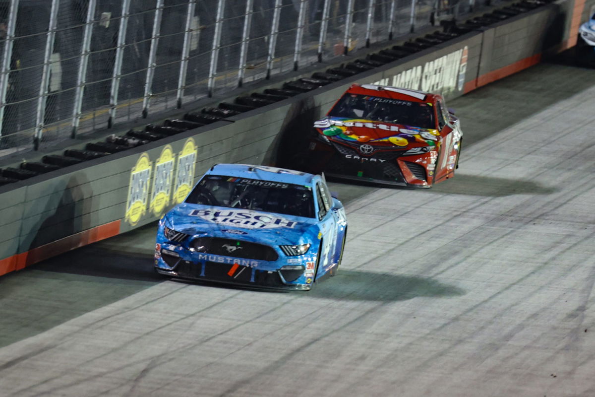 Kevin Harvick and Kyle Busch in action at Bristol
