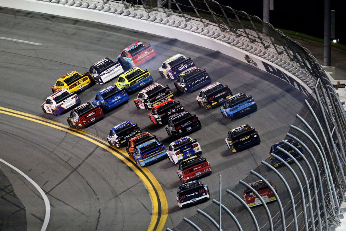 Nascar Set To Make Big Change In 2021 Cup Series Schedule Essentiallysports