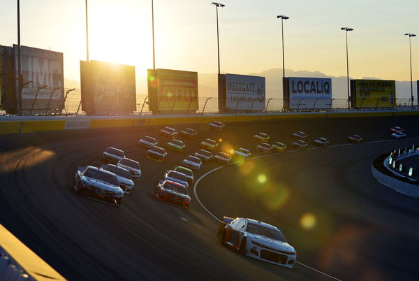 NASCAR: South Point 400
