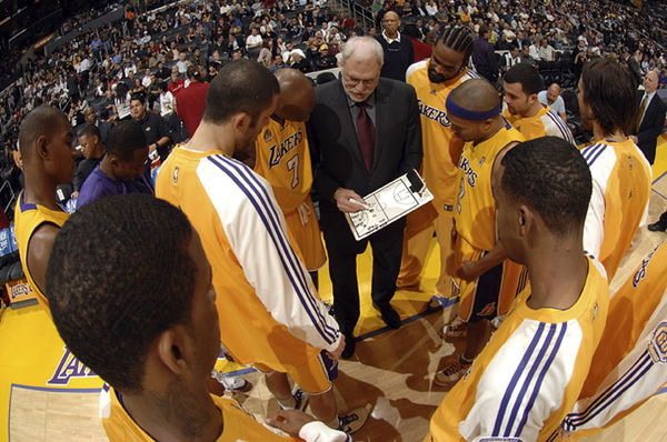 Denver Nuggets v Los Angeles Lakers