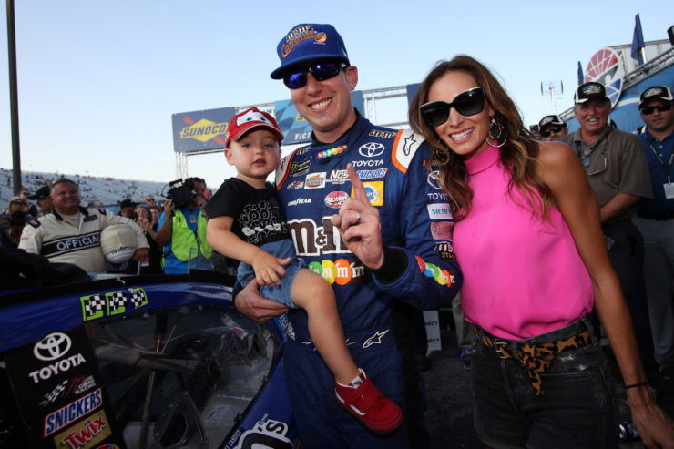 Kyle Busch with his family