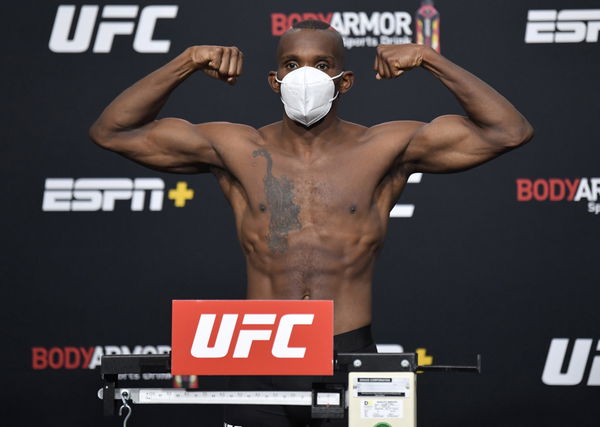 UFC Fight Night Waterson v Hill: Weigh-Ins