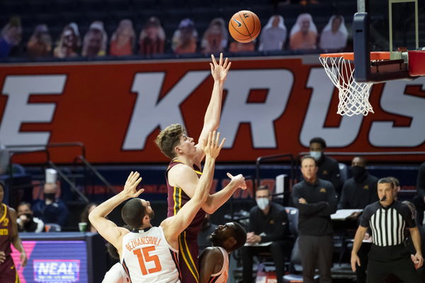 NCAA Basketball: Minnesota at Illinois