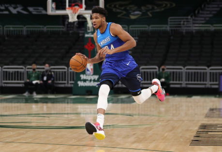 Giannis Antekonumpo 2022: Net Worth, Salary, and Endorsements