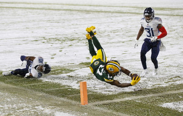 NFL: Tennessee Titans at Green Bay Packers